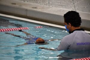 Choose the Right Swim School for Your Young Child
